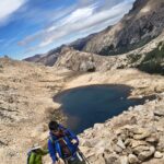 web-trekking-refugio-frey-por-el-filo-trekking-bariloche (15)